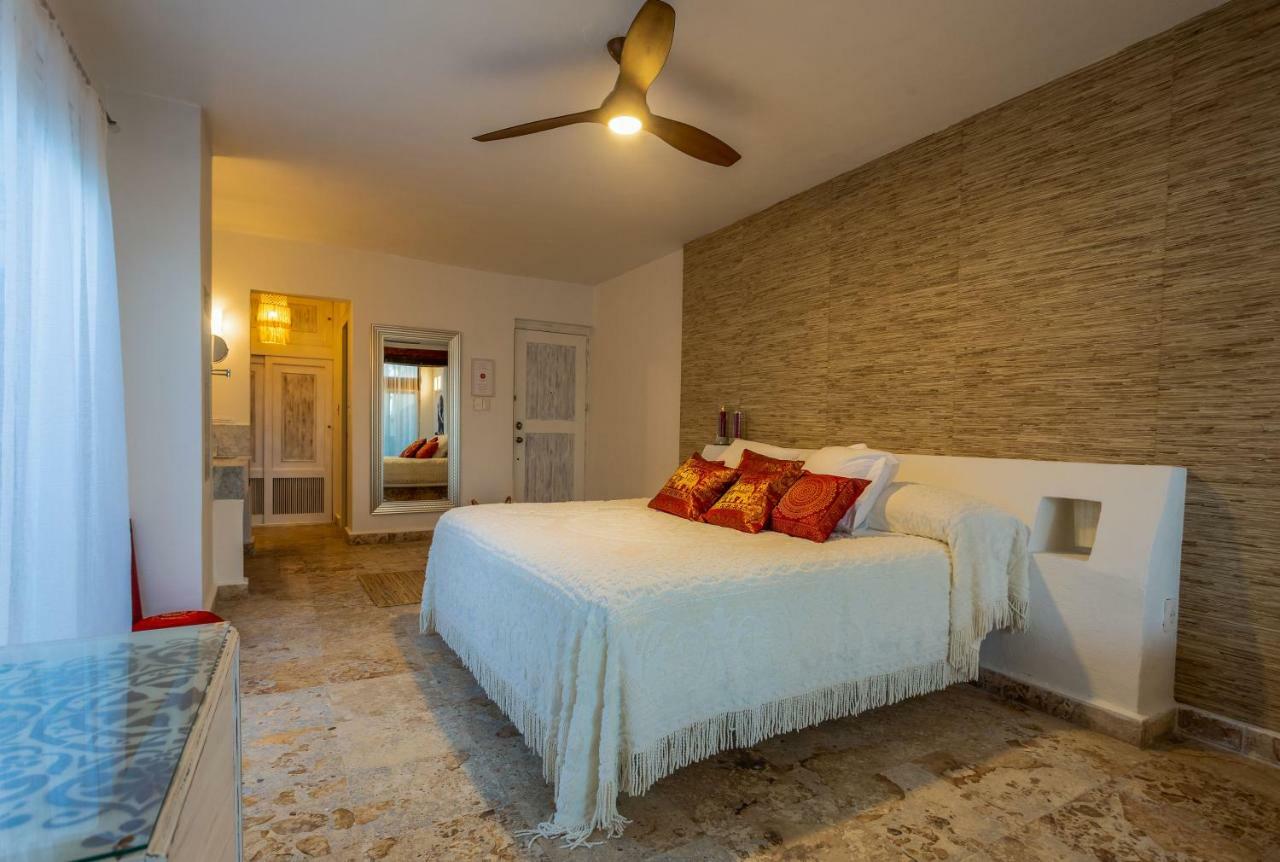 Lotus Beach Hotel - Adults Only Isla Mujeres Exterior foto